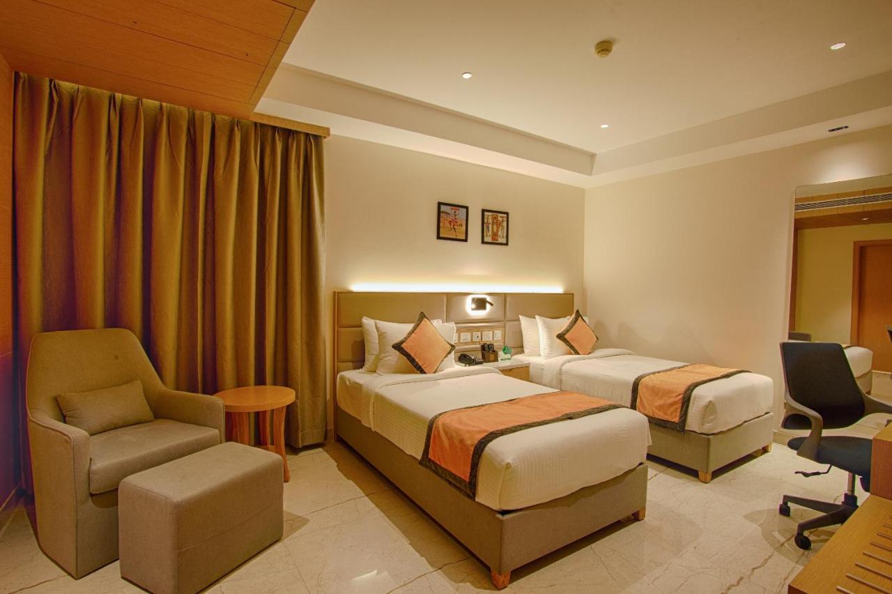 Sunhill Portico Siliguri Exterior foto